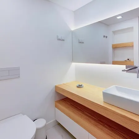 Modern And Spacious Delight In Estrela By Innkeeper Lisboa